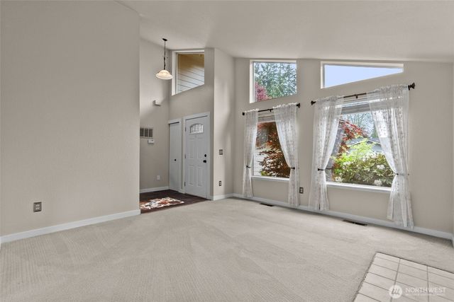 1714 Diamond Loop SE, Lacey, WA 98503