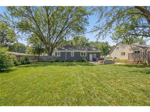 208 11th Street, Hudson, WI 54016