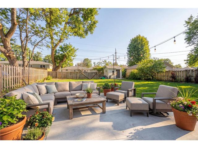 208 11th Street, Hudson, WI 54016