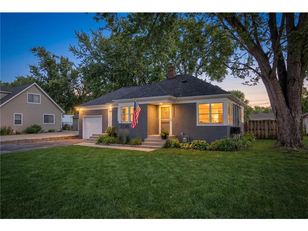 208 11th Street, Hudson, WI 54016