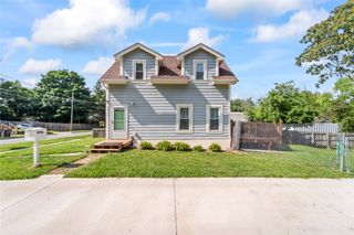 3935 8th Street, Des Moines, IA 50313