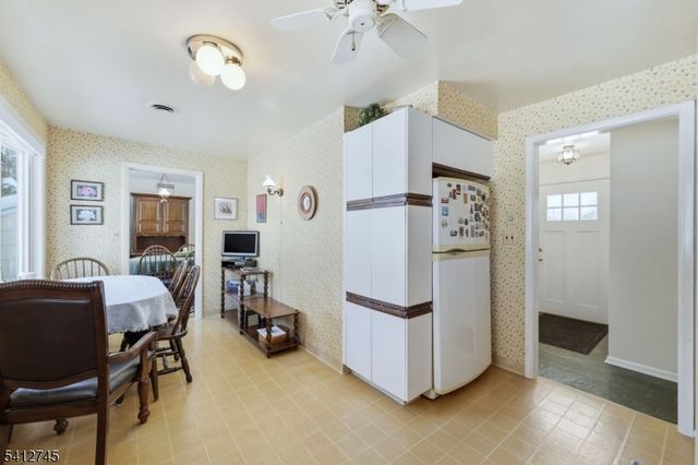 47 Clinton Ave, New Providence Boro, NJ 07974