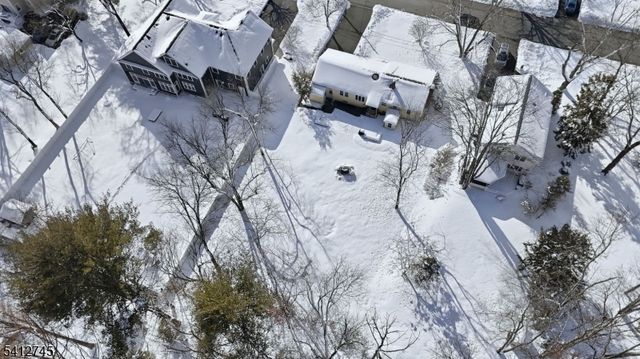 47 Clinton Ave, New Providence Boro, NJ 07974