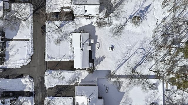 47 Clinton Ave, New Providence Boro, NJ 07974