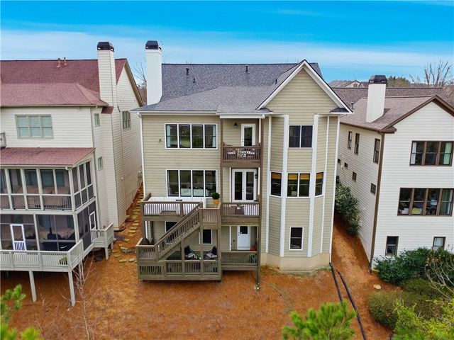 515 Willow Oak Way, Roswell, GA 30076