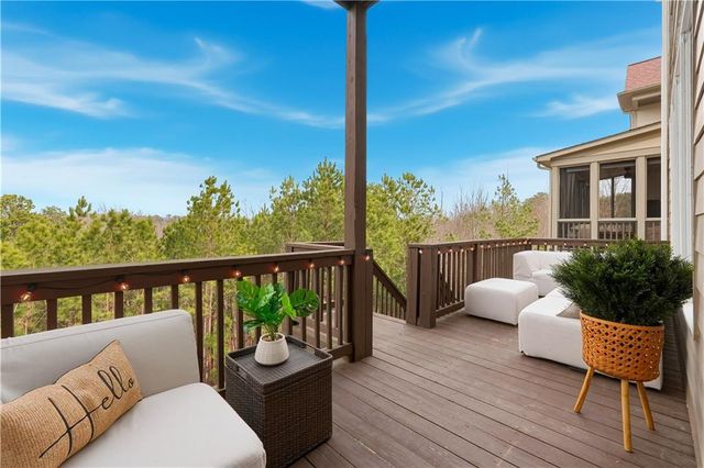 515 Willow Oak Way, Roswell, GA 30076