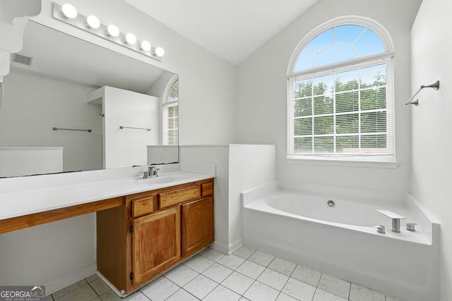 559 Rivulett Court, Lawrenceville, GA 30043