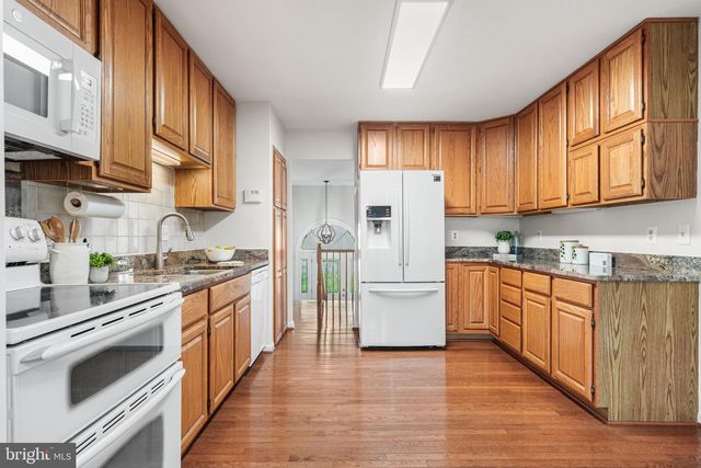 7630 CHANCELLOR WAY, Springfield, VA 22153