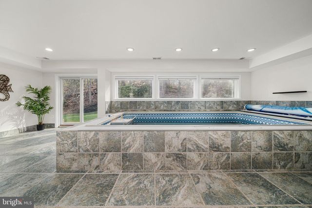 7630 CHANCELLOR WAY, Springfield, VA 22153