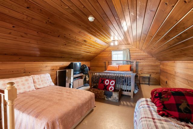 178 Cottage Cir, Linden, TN 37096