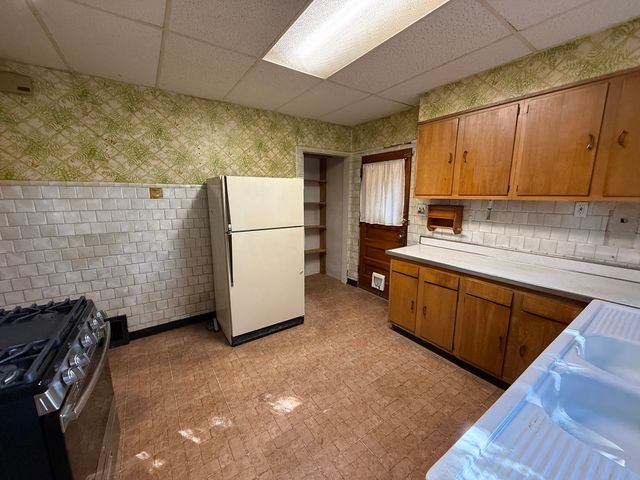 1243 Elmwood Avenue, Berwyn, IL 60402