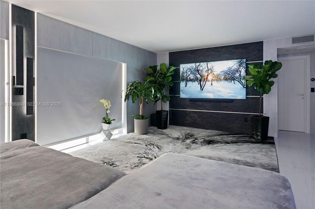 400 SE Kings Point Dr 822-23, Sunny Isles Beach, FL 33160