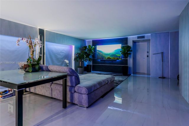 400 SE Kings Point Dr 822-23, Sunny Isles Beach, FL 33160