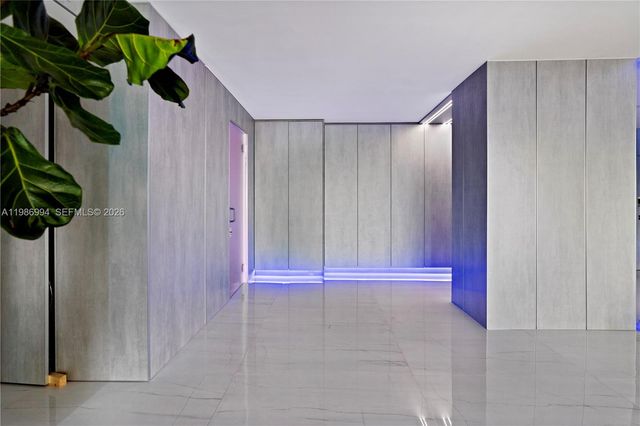 400 SE Kings Point Dr 822-23, Sunny Isles Beach, FL 33160