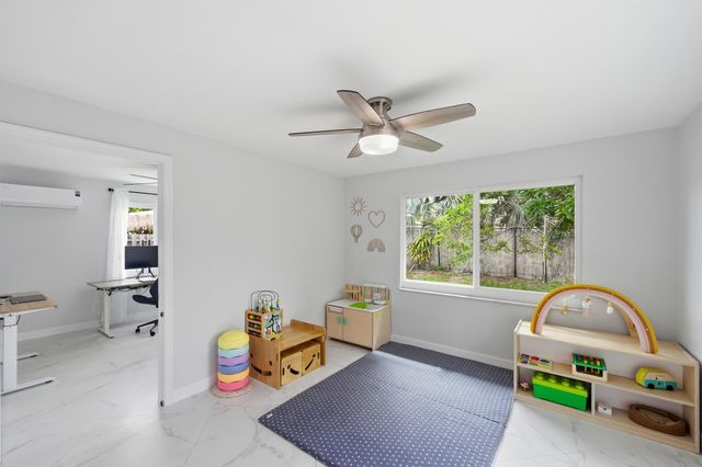 10234 Sleepy Brook Way, Watergate, Boca Raton, FL 33428