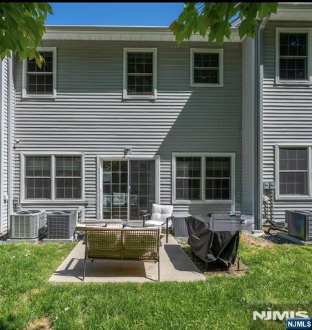 67 Halina Lane, Butler Borough, NJ 07405