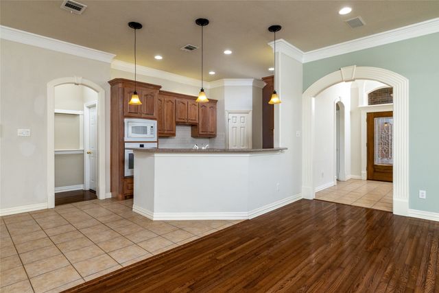 405 Westbury Court, Arlington, TX 76013