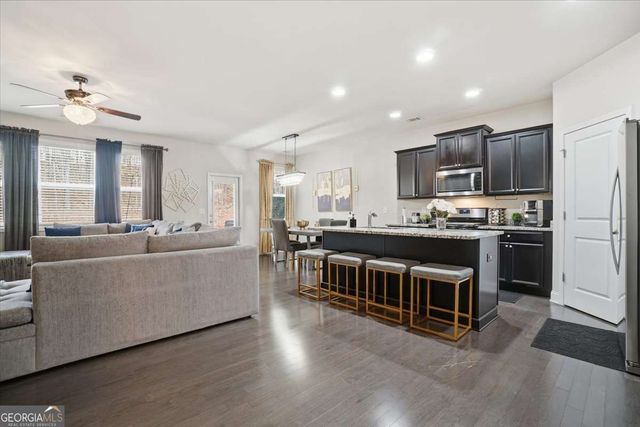 5441 Cascade Ridge SW, Atlanta, GA 30336