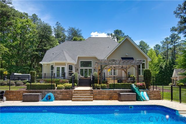 16261 Wild Cherry Ln, Montpelier, VA 23192