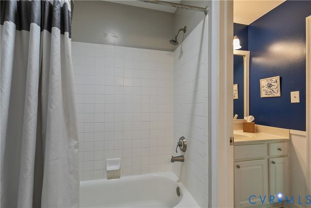 16261 Wild Cherry Ln, Montpelier, VA 23192