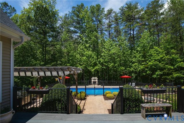 16261 Wild Cherry Ln, Montpelier, VA 23192