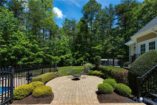16261 Wild Cherry Ln, Montpelier, VA 23192