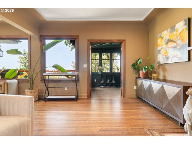 1442 Sw VISTA Ave, Portland, OR 97201