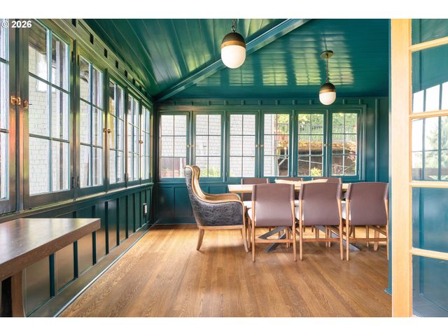 1442 Sw VISTA Ave, Portland, OR 97201