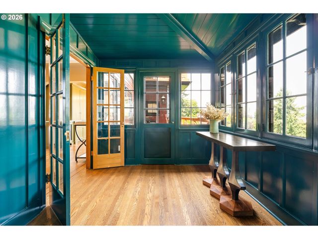 1442 Sw VISTA Ave, Portland, OR 97201