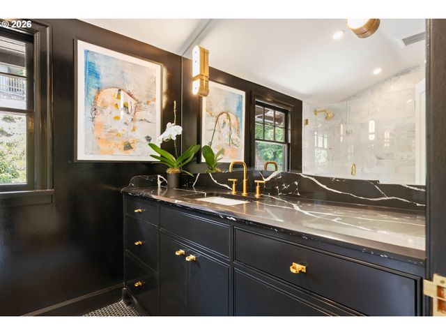 1442 Sw VISTA Ave, Portland, OR 97201