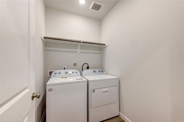 94 Valiant Ridge Trail, Magnolia, TX 77354