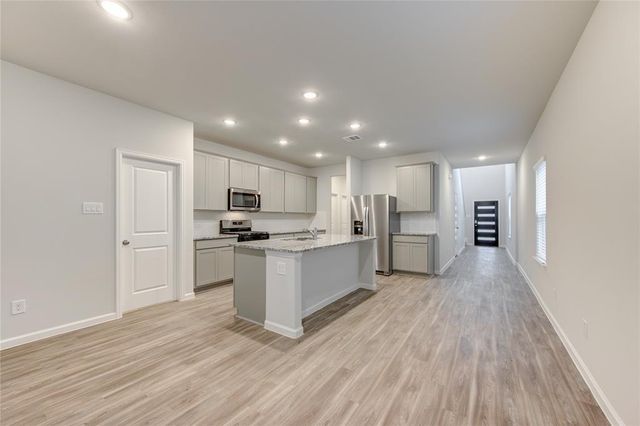 94 Valiant Ridge Trail, Magnolia, TX 77354