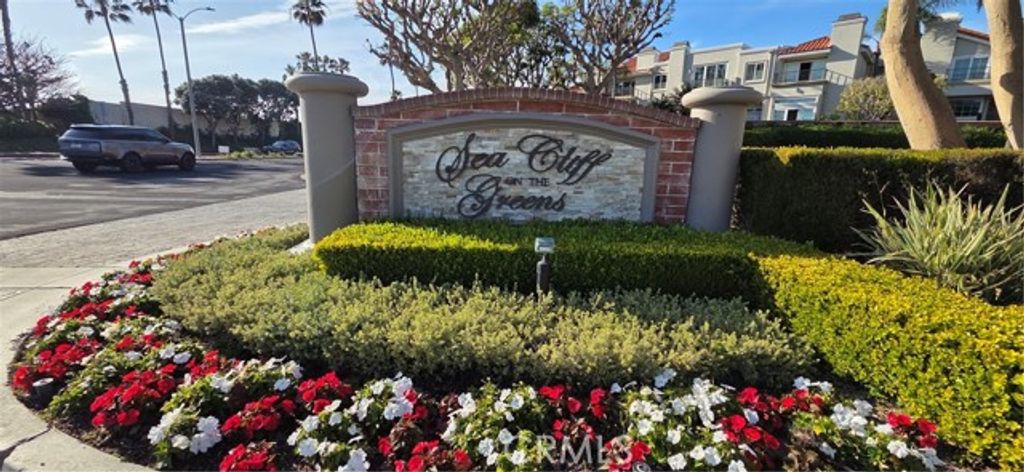 6126 Eaglecrest Drive, Huntington Beach, CA 92648