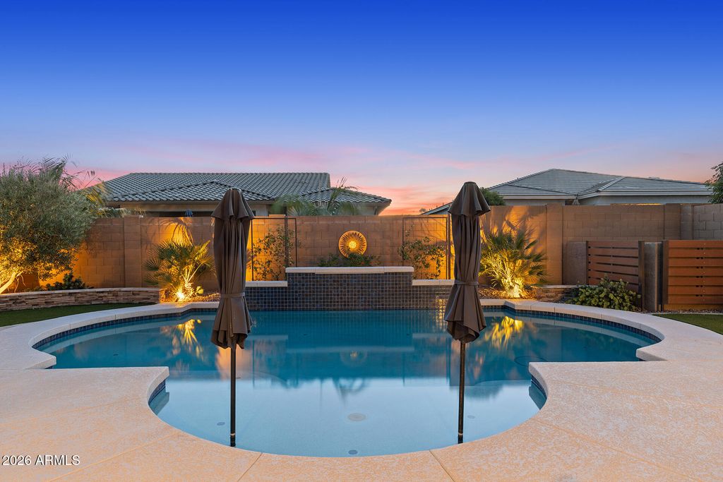 Image 39 of property listing at 30296 N 115TH Drive, Peoria, AZ 85383