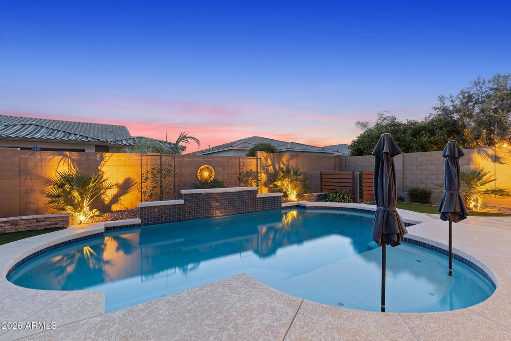 Image 40 of property listing at 30296 N 115TH Drive, Peoria, AZ 85383