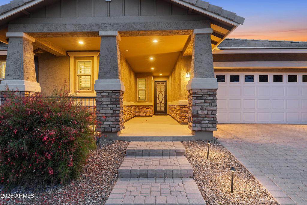 Image 6 of property listing at 30296 N 115TH Drive, Peoria, AZ 85383