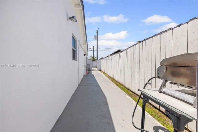 11810 SW 172nd St, Miami, FL 33177