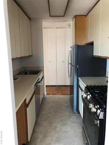 72-35 112th Street 10C, Forest Hills, NY 11375