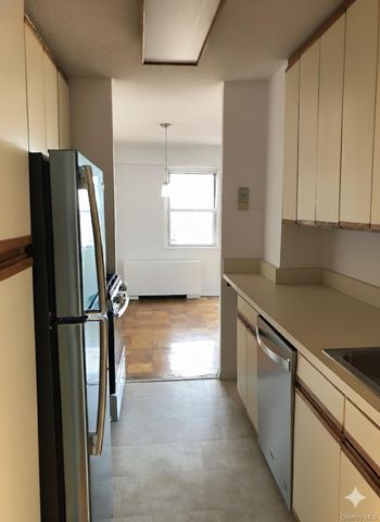 72-35 112th Street 10C, Forest Hills, NY 11375