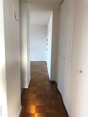 72-35 112th Street 10C, Forest Hills, NY 11375