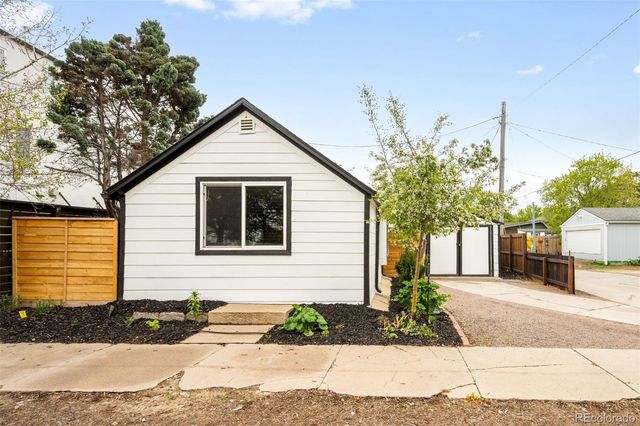 5038 W 46th Avenue, Denver, CO 80212