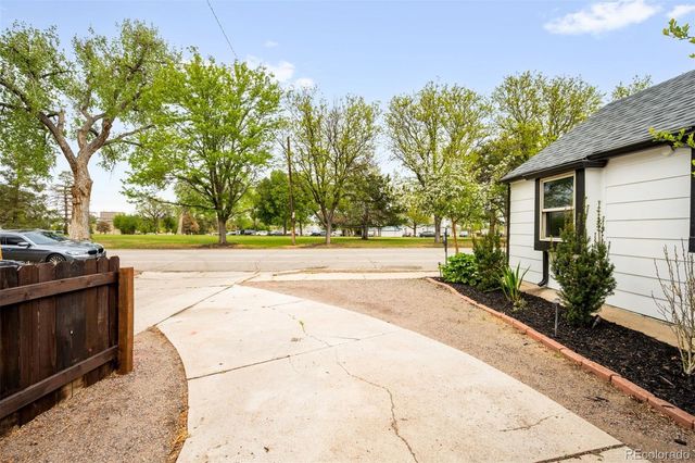 5038 W 46th Avenue, Denver, CO 80212