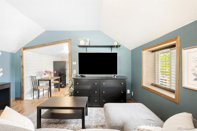 5038 W 46th Avenue, Denver, CO 80212
