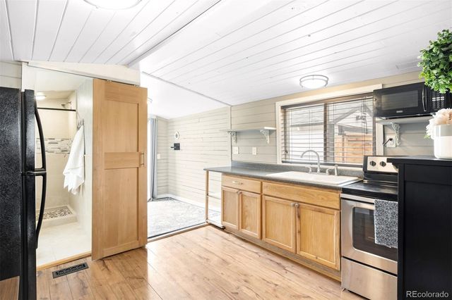 5038 W 46th Avenue, Denver, CO 80212
