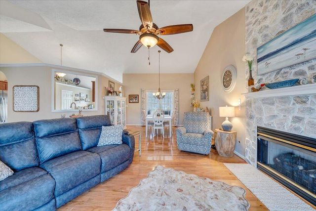 1251 Commonwealth DR, Hardy, VA 24101