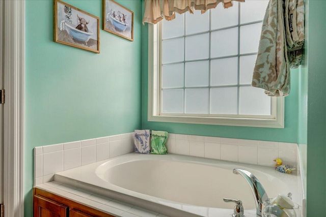 1251 Commonwealth DR, Hardy, VA 24101