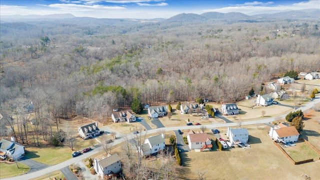 1251 Commonwealth DR, Hardy, VA 24101