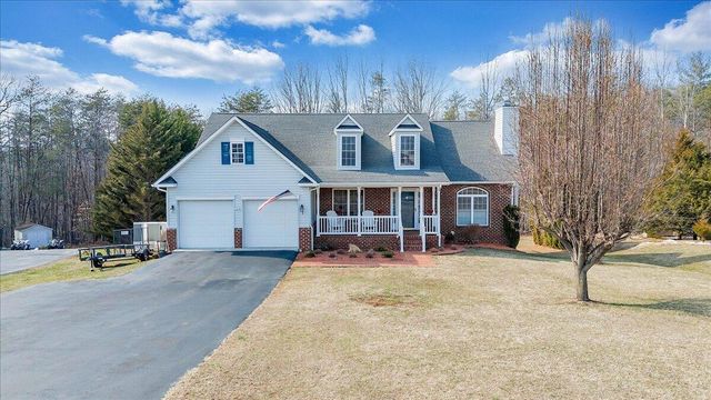 1251 Commonwealth DR, Hardy, VA 24101