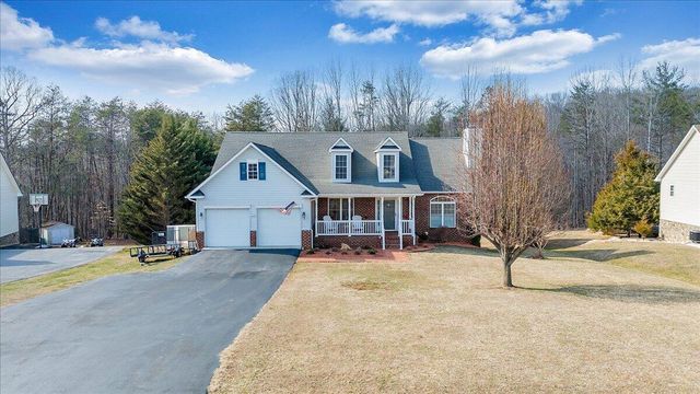 1251 Commonwealth DR, Hardy, VA 24101