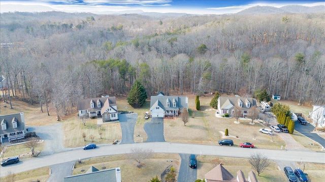 1251 Commonwealth DR, Hardy, VA 24101